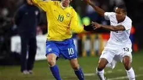 前巴萨球星阿尔维斯性侵指控被撤销，四年半刑期后终获无罪释放