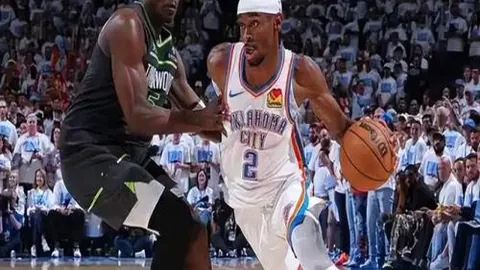 足球映照天山共融梦——新疆体育文化调研纪实二 2025-02-20